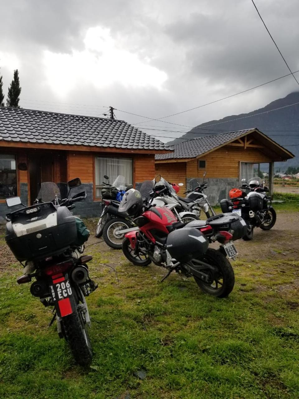 Aysen Bike Cabanas Пуерто Айсен Екстериор снимка